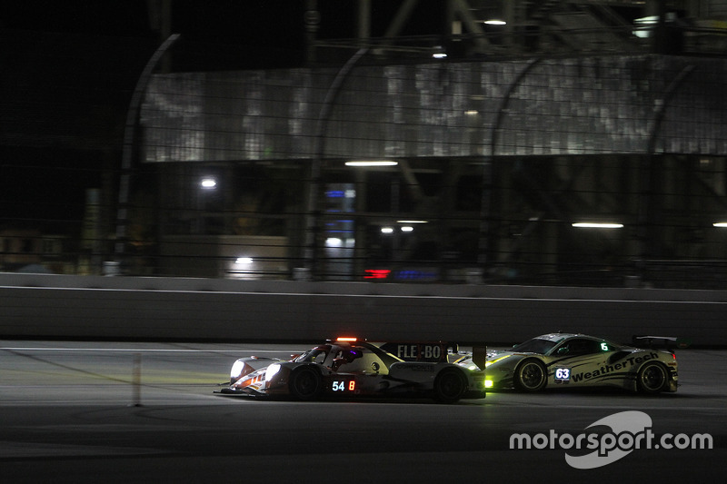 #54 CORE autosport ORECA LMP2: Jon Bennett, Colin Braun, Romain Dumas, Loic Duval