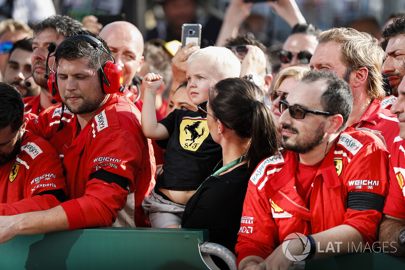 Minttu Virtanen, and son Robin Raikkonen