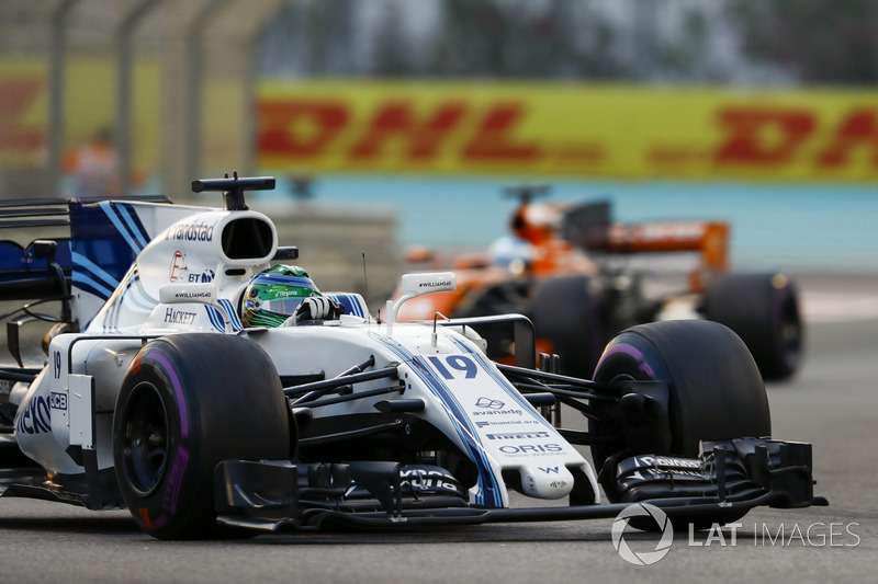 Felipe Massa, Williams FW40 leads Fernando Alonso, McLaren MCL32