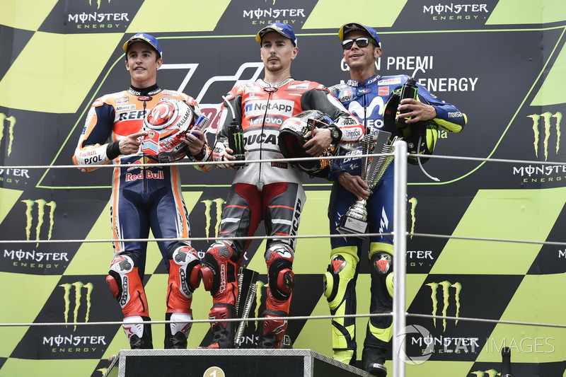 Podium le plus serré : 6"098*