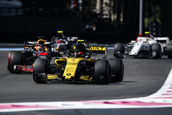 Carlos Sainz Jr., Renault Sport F1 Team R.S. 18, Daniel Ricciardo, Red Bull Racing RB14, Kevin Magnussen, Haas F1 Team VF-18