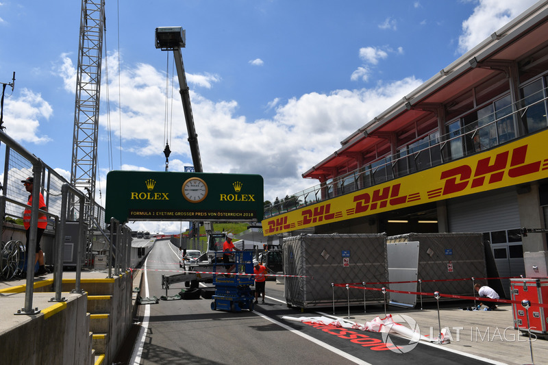 Casse in pit lane