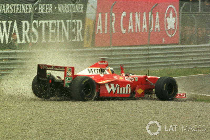 <img src="https://cdn-3.motorsport.com/static/img/cfp/0/0/0/0/83/s3/germany-4.jpg" alt="" width="20" height="12" /> Хайнц-Харальд Френтцен, Williams (17 очков, один подиум)