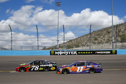 Martin Truex Jr., Furniture Row Racing, Toyota Camry 5-hour ENERGY/Bass Pro Shops e Denny Hamlin, Joe Gibbs Racing, Toyota Camry FedEx Freight