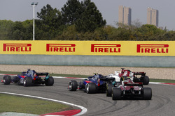 Брендон Хартлі, Toro Rosso STR13 Honda, Маркус Ерікссон, Sauber C37 Ferrari, П'єр Гаслі, Toro Rosso