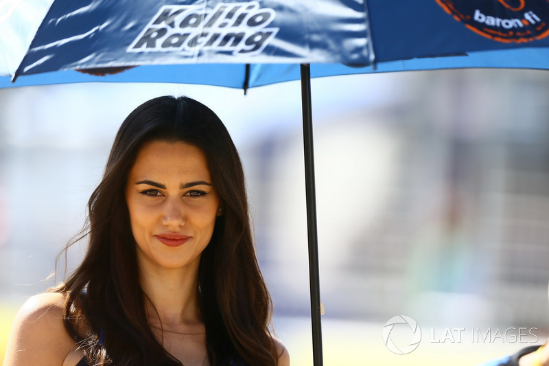 Grid girl