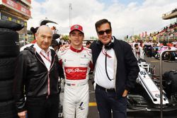 Charles Leclerc, Sauber and Peter Sauber, on the grid