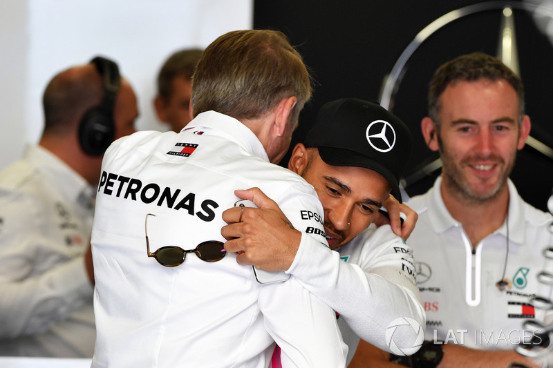 Képekben Hamilton 74. F1-es rajtelsősége