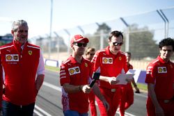 Sebastian Vettel, Ferrari, Riccardo Adami, Ferrari Race Engineer, Maurizio Arrivabene, Ferrari Team Principal walk the track