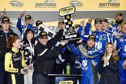 Le vainqueur Dale Earnhardt Jr., Hendrick Motorsports Chevrolet