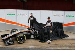 Nico Hulkenberg, Sahara Force India F1 and Sergio Perez, Sahara Force India F1 unveil the Sahara For