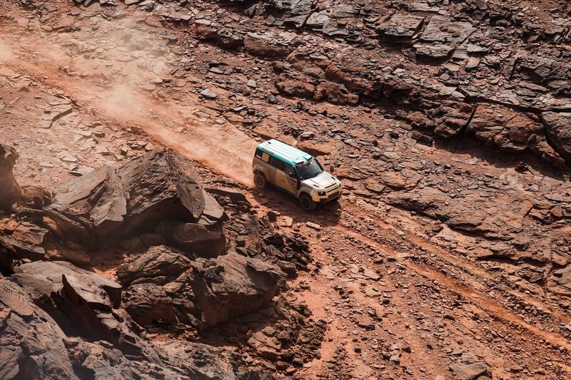 #504 Defender Rally, Defender D7X-R: Sara Price, Sean Berriman 