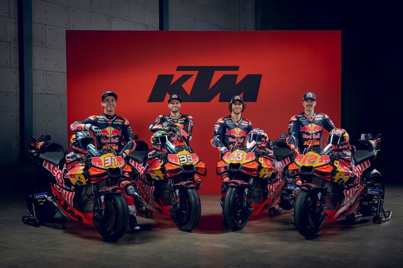 Pedro Acosta, Red Bull KTM Factory Racing, Brad Binder, Red Bull KTM Factory Racing, Enea Bastianini, Red Bull KTM Tech 3, Maverick Vinales, Red Bull KTM Tech 3
