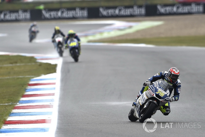 <img src="http://cdn-1.motorsport.com/static/custom/car-thumbs/MOTOGP_2017/BIKES/Avintia.png" width="80" /> Reale Avintia Racing