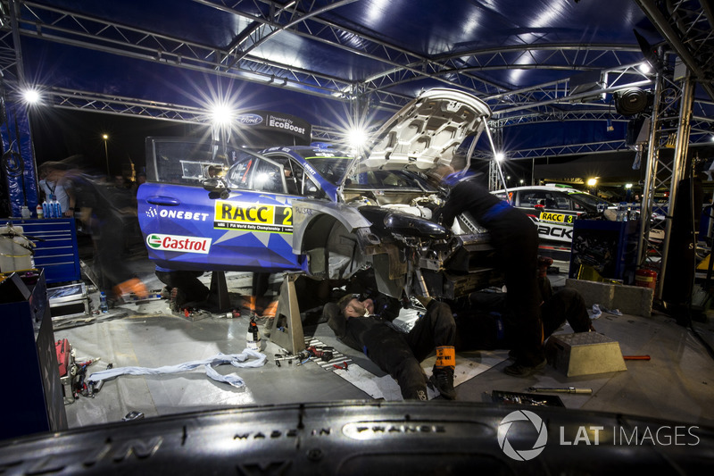 Ford Fiesta WRC Отта Тянака и Мартина Ярвеои