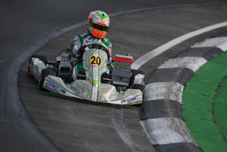 Gianluca Petecof en Bahrein