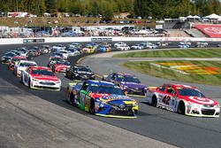 Kyle Busch, Joe Gibbs Racing Toyota Kyle Larson, Chip Ganassi Racing Chevrolet