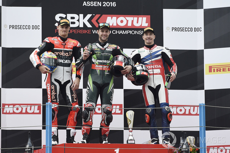 Podium : le vainqueur Jonathan Rea, Kawasaki Racing, le deuxième Chaz Davies, Ducati Team, le troisième Nicky Hayden, Honda World Superbike Team