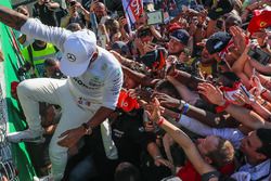 Race winner Lewis Hamilton, Mercedes AMG F1 celebrates, the fans