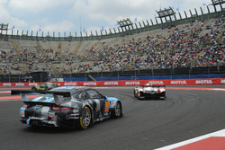 #77 Dempsey Proton Competition Porsche 911 RSR: Christian Ried, Matteo Cairoli, Marvin Dienst