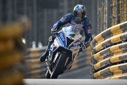 Ian Hutchinson, BMW