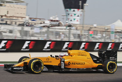 Kevin Magnussen, Renault Sport F1 Team RS16