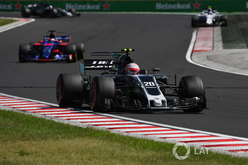 Kevin Magnussen, Haas VF-17