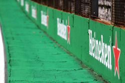 Track atmosphere, Heineken branding