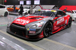 #1 MOTUL AUTECH GT-R