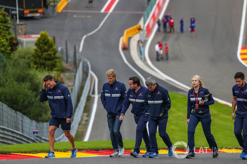 Marcus Ericsson, Sauber cammina lungo la pista