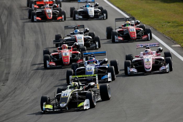 Lando Norris, Carlin Dallara F317 - Volkswagen