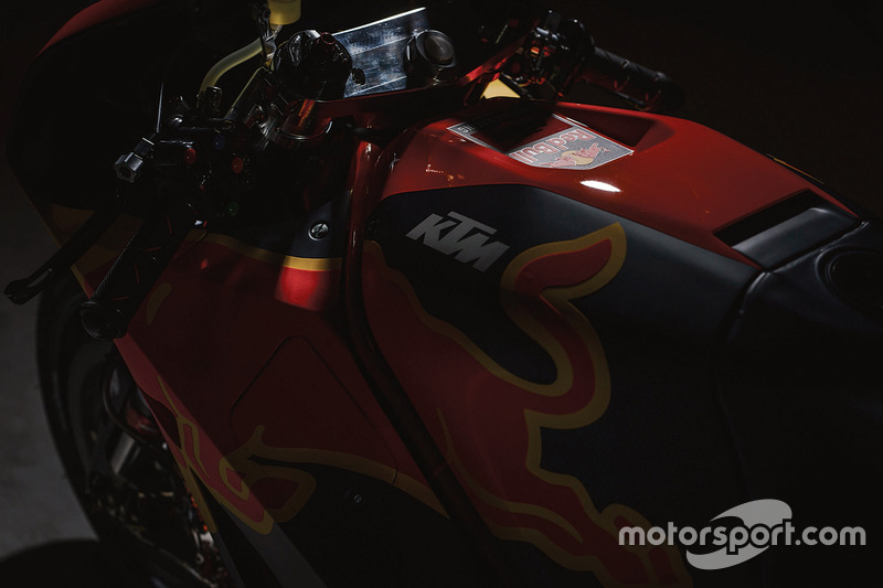 Red Bull KTM Factory Racing RC16