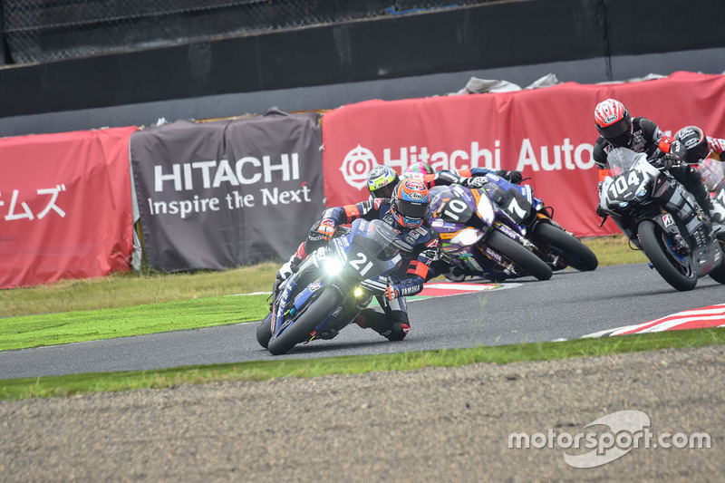 #21 Yamaha Factory Racing Team: Katsuyuki Nakasuga, Alex Lowes, Michael Van Der Mark
