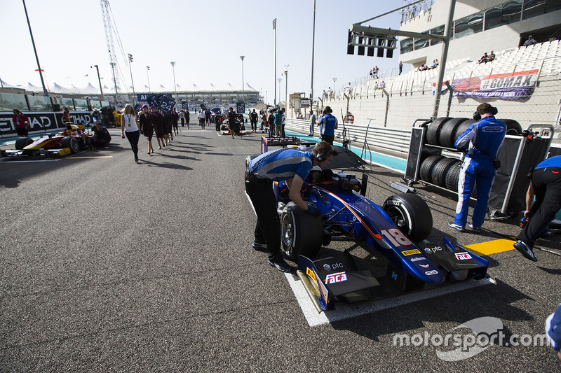 Sergio Canamasas, Carlin