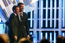 Nadador olímpico estadounidense Michael Phelps y el campeón Jimmie Johnson, Hendrick Motorsports Che