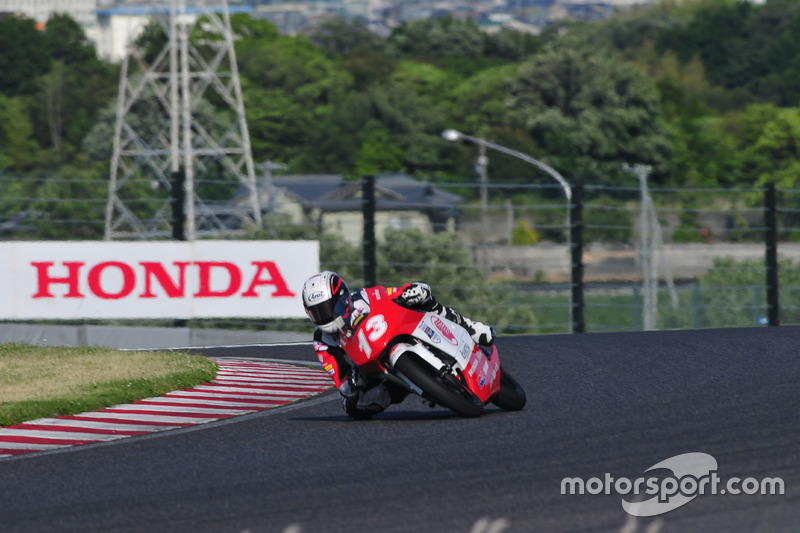 #13 Lucky Hendriansya