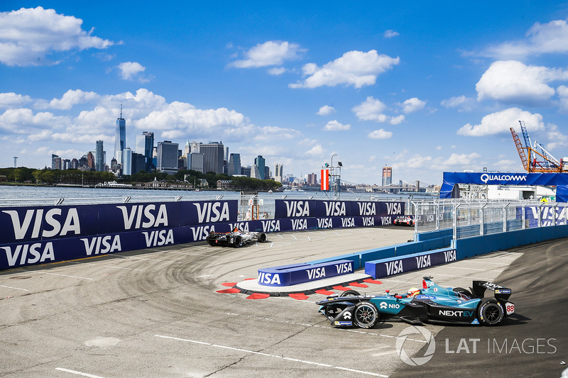 Oliver Turvey, NEXTEV TCR Formula E Team