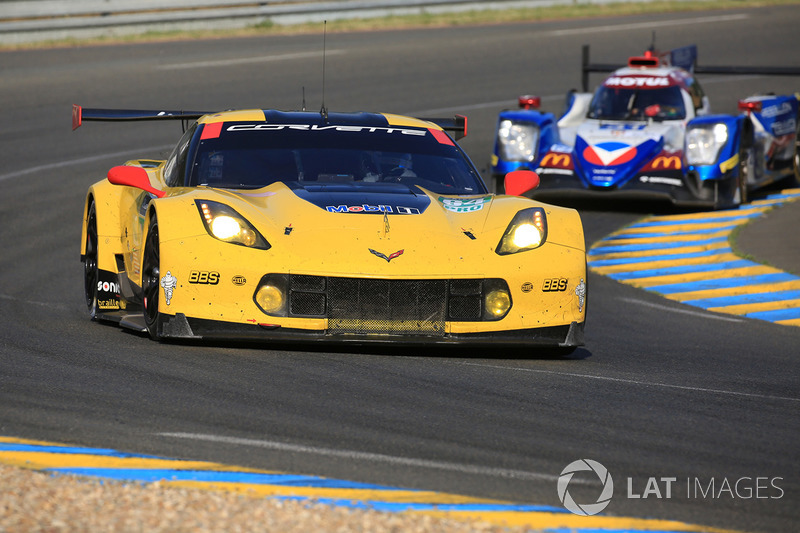 #64 Corvette Racing Corvette C7.R: Oliver Gavin, Tommy Milner, Marcel Fassler