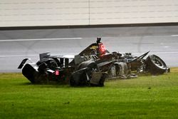 Josef Newgarden, Team Penske Chevrolet crash