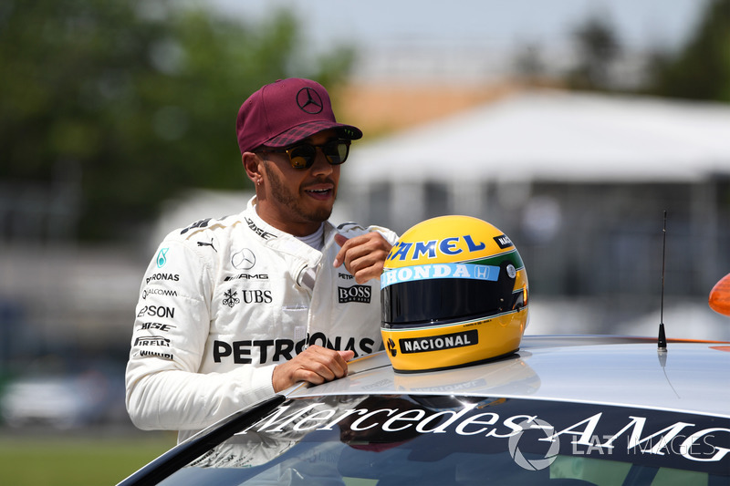 Ganador de la pole Lewis Hamilton, Mercedes AMG F1