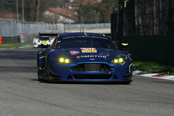 #90 TF Sport, Aston Martin V8 Vantage: Salih Yoluc, Euan Hankey, Nicki Thiim, Rob Bell