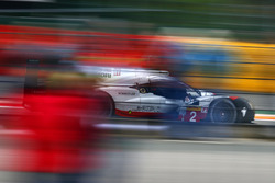 #2 Porsche Team Porsche 919 Hybrid: Timo Bernhard, Earl Bamber, Brendon Hartley