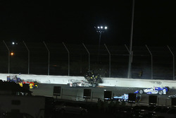 Accident au deuxième virage après le départ : Ed Carpenter, Ed Carpenter Racing Chevrolet, Will Power, Team Penske Chevrolet