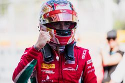 Podium: racewinnaar Charles Leclerc, PREMA Powerteam