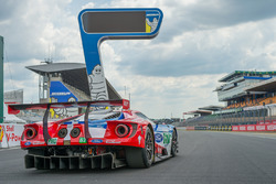#67 Ford Chip Ganassi Racing Ford GT: Andy Priaulx, Harry Tincknell, Pipo Derani
