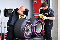 Pirelli engineers and Pirelli tyres