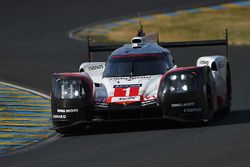 #1 Porsche Team Porsche 919 Hybrid: Neel Jani, Andre Lotterer, Nick Tandy