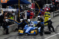 Scott Dixon, Chip Ganassi Racing Honda pit stop