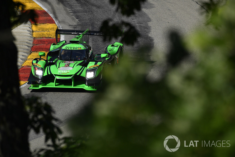 #22 Tequila Patron ESM Nissan DPi: Піпо Дерані, Йоханнес ван Овербек