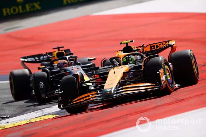 Lando Norris, McLaren MCL38, Max Verstappen, Red Bull Racing RB20